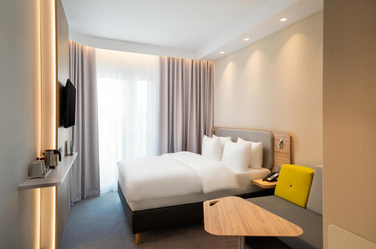 Holiday Inn Express - Rosenheim By Ihg Екстериор снимка