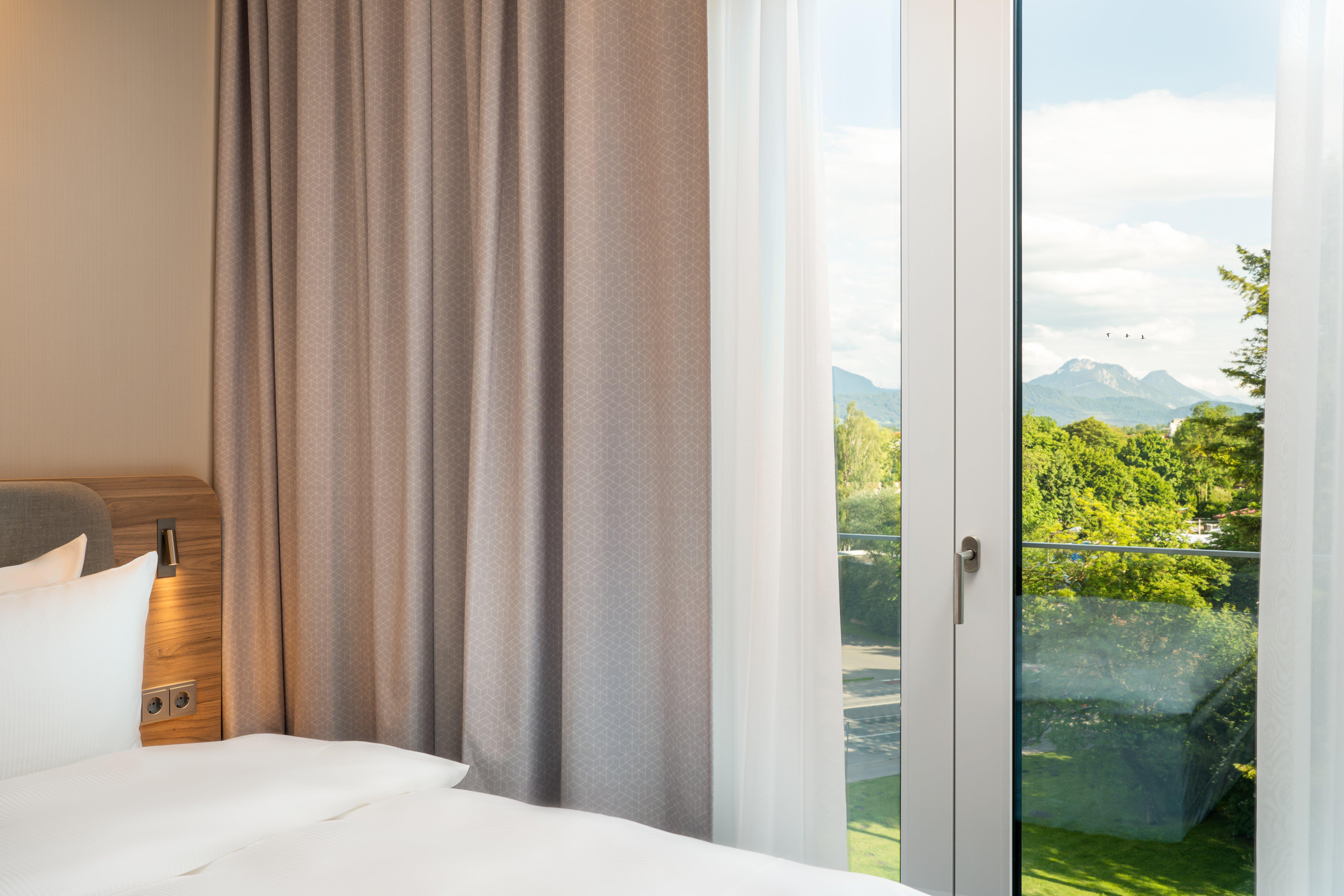 Holiday Inn Express - Rosenheim By Ihg Екстериор снимка
