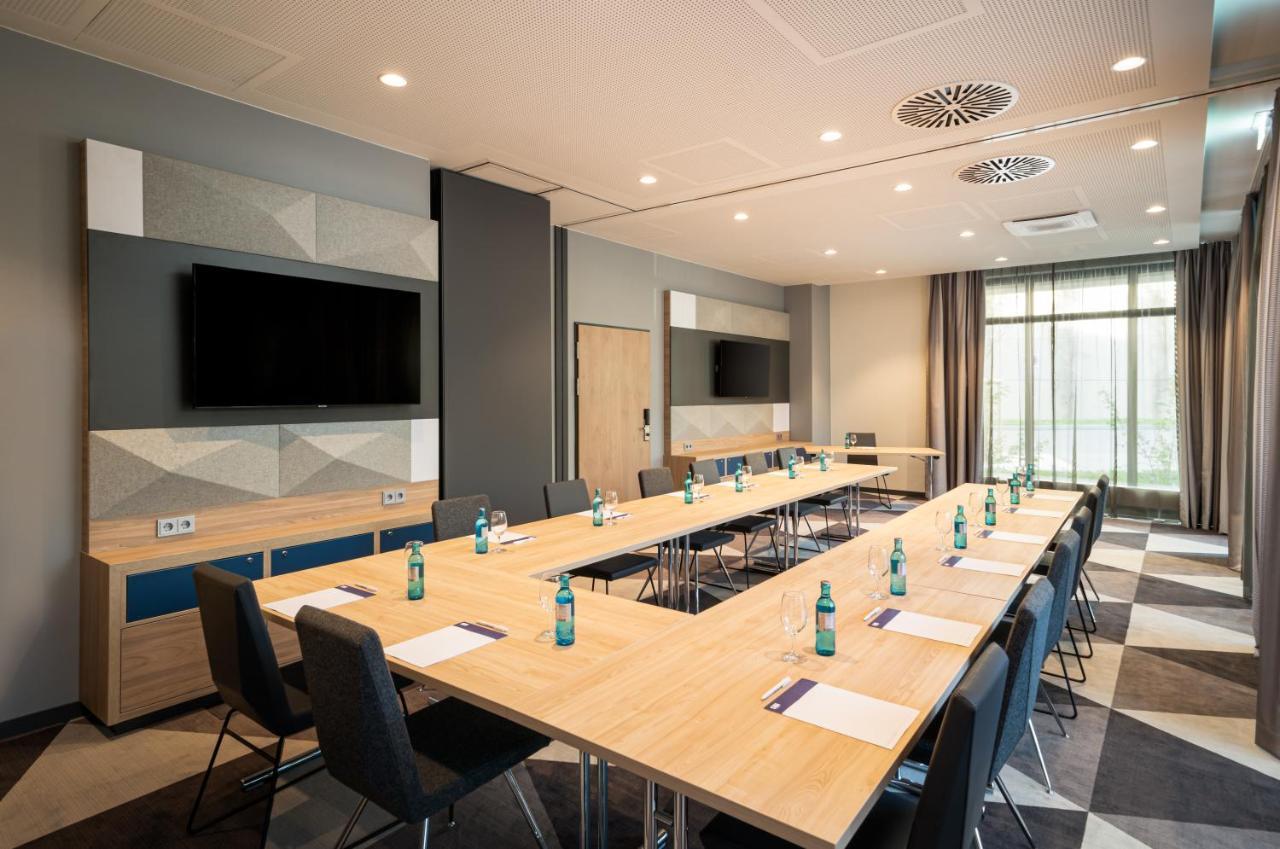 Holiday Inn Express - Rosenheim By Ihg Екстериор снимка